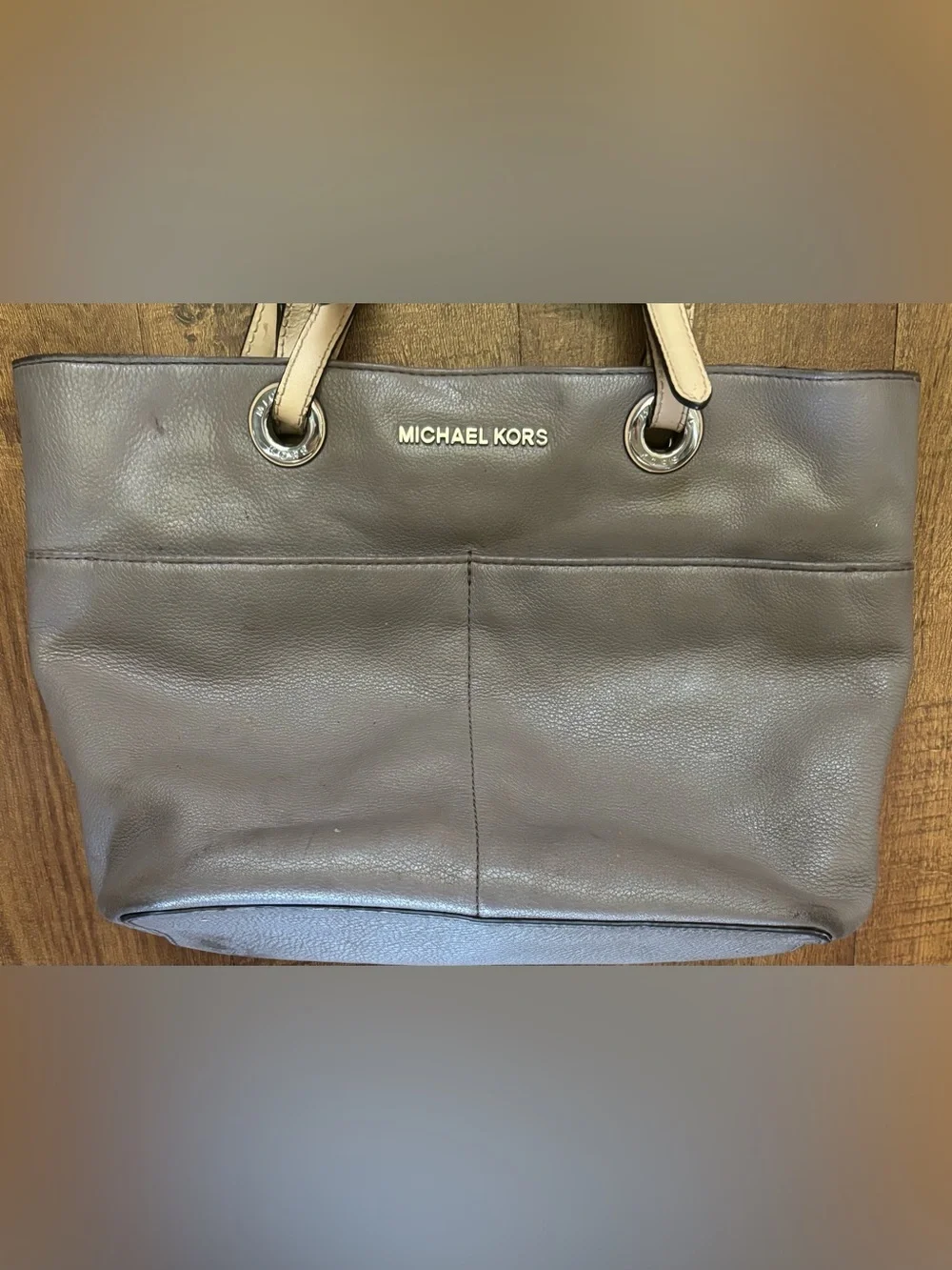 Michael Kors Bedford pebbled women’s handbag purse